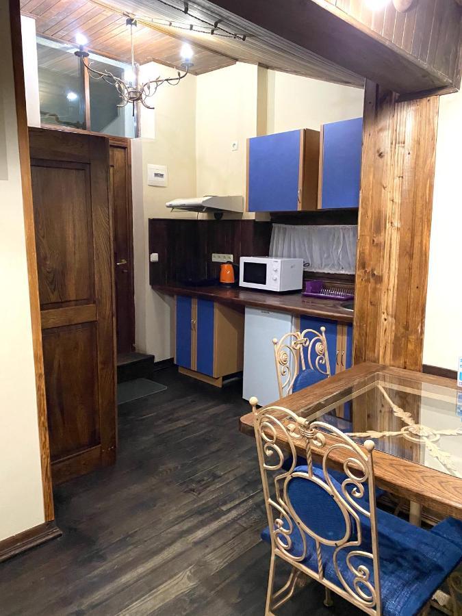 Квартира В Центрі На Вулиці Лесі Українки 19 利沃夫 外观 照片